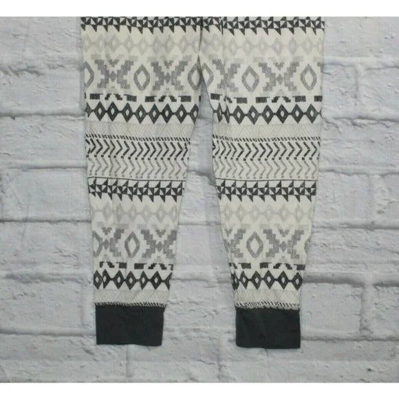 VICTORIA'S SECRET White Snowflakes Fleece Hooded Cozy Jumpsuit Size L - Picture 7 of 9